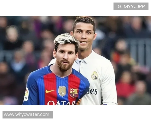 从梅西到C罗：足球球星背后的成长轨迹与辉煌人生解析